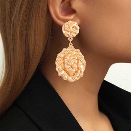 Inilbran Boho Lion Dangle Earrings Vintage Textured Lion Earrings Gold Lion Coin Drop Earrings Punk Hammered Disc Stud Earrings Jewellery for Women, Zinc, No Gemstone