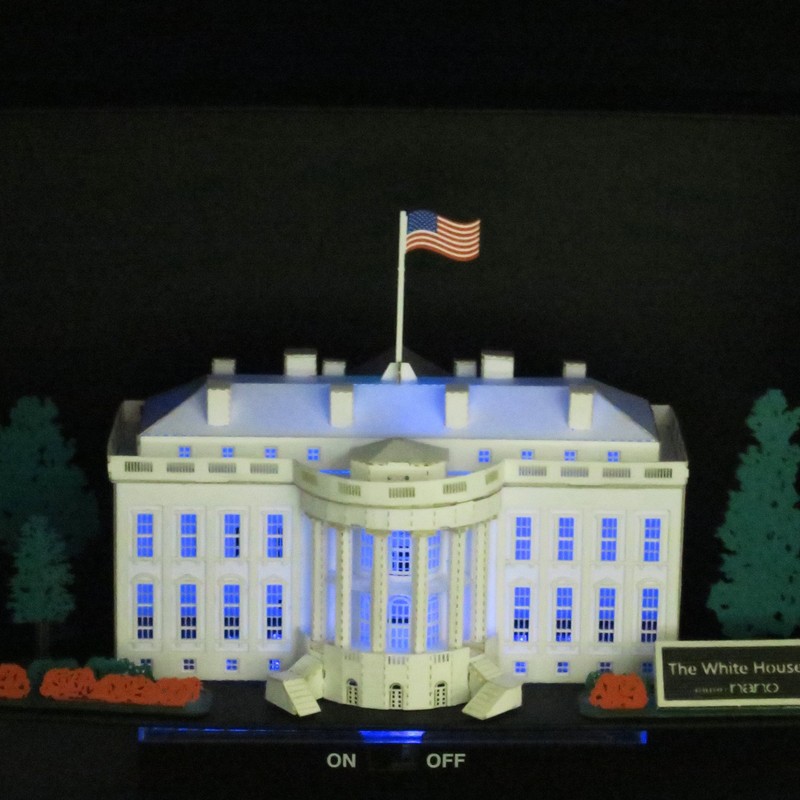 Paper Nano White House Building Kit