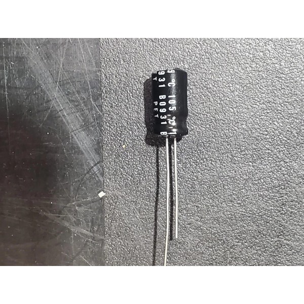 Nichicon Set of 5, 105°C Electrolytic Capacitor 390uF 50V (390