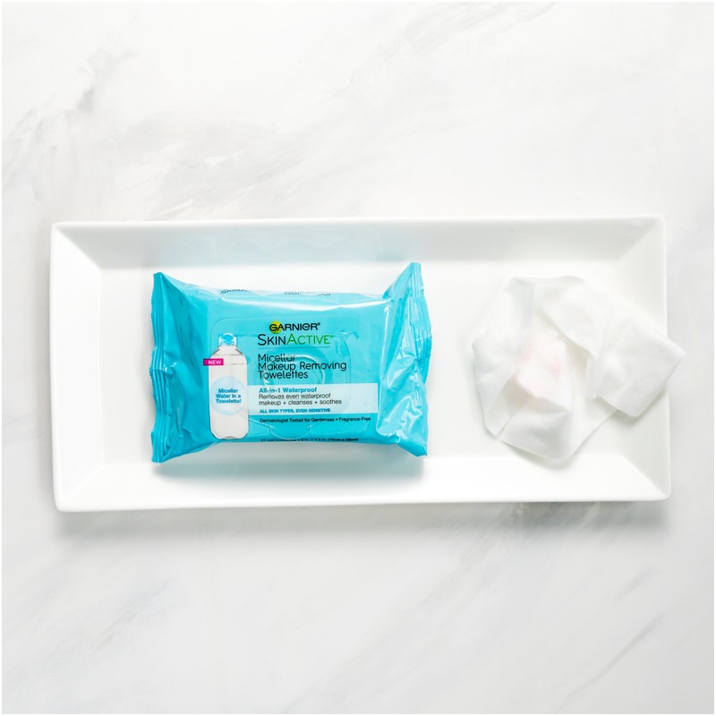 Garnier Micellar Facial Cleanser & Makeup Remover Wipes for Waterproof