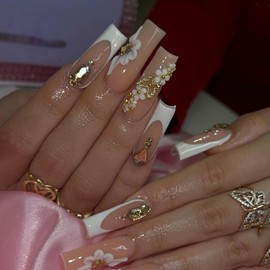 FIEONCIY Press on Nails Coffin Long Glossy Full Cover Acrylic Square French False Nails with White Floral Gems Designs Artificial Ballerina Fake Nails with Charm Glue Stick on Fingernails for Women