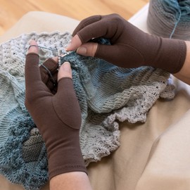 Dritz Comfort, 1 par, Guante de artesanía tamaño Mediano, (2 Unidades), café