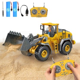 Remote Control Wheel Loader Toy, RC Sprocket Loader with Light & Sound & Metal Shovel, 2.4GHz, 1:24 Scale Reduction, Construction Vehicle Gift for 6-12 Boys Girls