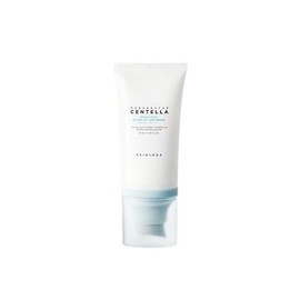 skin1004 Moisture sunscreen cumulative sales 17 million units Skin 1004 Madagascar Centella Hyalu-Cica Water Fit Sun Serum 50ml / 수분 선크림누적판매1700만개스킨1004 마다가스카르 센텔라 히알루-시카 워터핏 선세럼 50ml