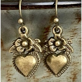 Bronze Etched Heart and Flower Charm Dangle Earrings Love Romance Valentine Jewelry Earrings for Women #3298FE79