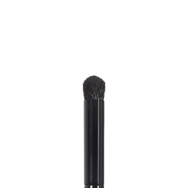 e.l.f. Cepillo de contorno de ojos, cepillo absorbente con cerdas suaves y sintéticas para proporcionar definición extra, vegano y libre de crueldad a