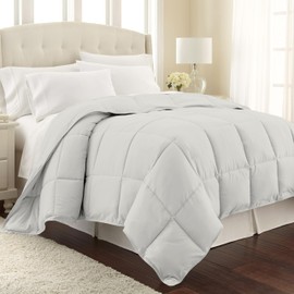 Southshore Vilano King or California King Size Comforter Duvet Insert, Down Alternative, Soft Microfiber; Light Grey to Match Your Room Décor and Bedding; Machine Washable, Warm and Cozy