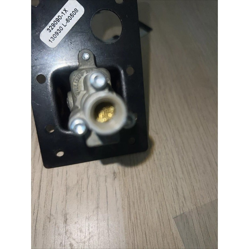 Chelsea Freightliner/ Chelsea PTO Dash/Console Switch 3290901X