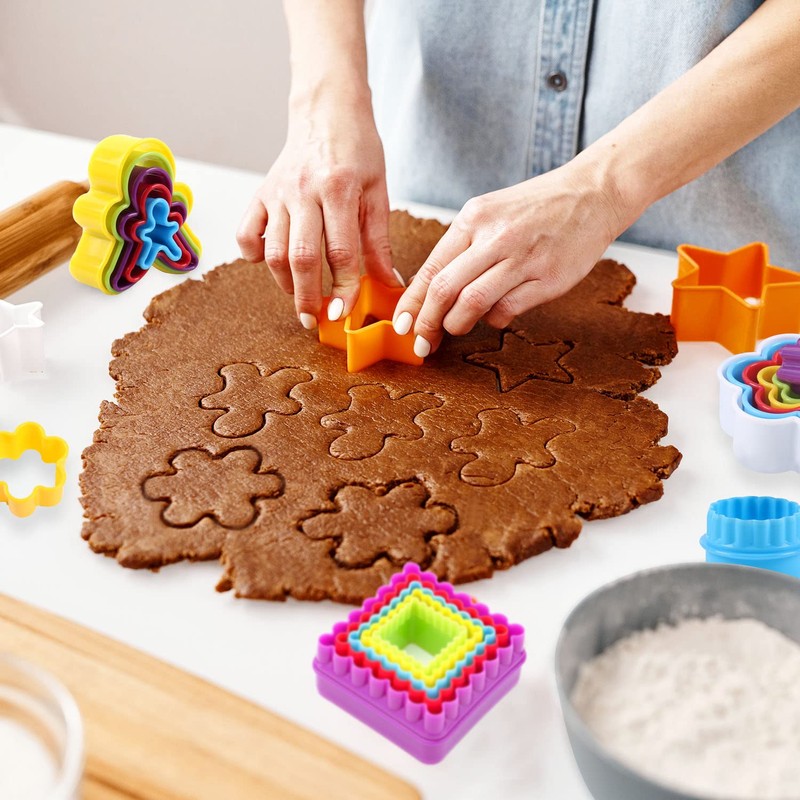SOOKOO 32 PCS Cookie Cutter Set, Biscuit Cutter Set, Multi-size