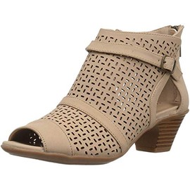 Easy Street Women's Carrigan Ankle Boot, Sand, 9 Narrow