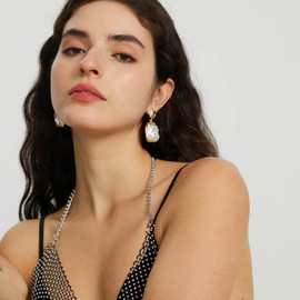 HESSAWELL Gold Baroque Pearl Dangle Earrings Irregular Pearl Earrings for Women Fashion Jewelry