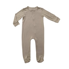 Avee & Co Footie Pajamas - Quick Magnetic Fastener Sleeper for Baby Boy and Girl (0-24 months) (1, Oak, 6-9 months)