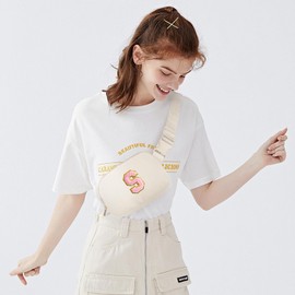 Gitus Gifts for Teen Girls 10-12 12-14 14-16 16-18 Birthday Gifts for Girls Women Sister Teacher Initial Belt Bag Fanny Pack Crossbody Bags for Teen Girl Gifts Trendy Stuff Travel Essentials (Ivory-S)