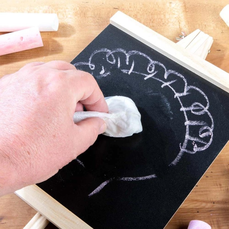 Mont Marte Chalkboard Easel – Compact Chalk Board on Pine