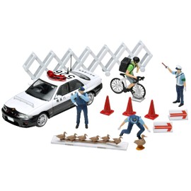 Geocore 64 1/64# Car Snap 16a Police ABS PVC Doll & Accessories (Painted and Partially Assembled) + Diecast Mini Car Set 321590