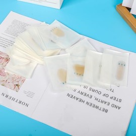 20 PCS Blister Plasters Invisible Hydrocolloid Gel, Waterproof Blister Protector Feet Blister Cushion Plaster,Blister Bandagesfor Fingers Toes Forefoot Heel Protector(Crescent, Oval, Watch,Elongated)