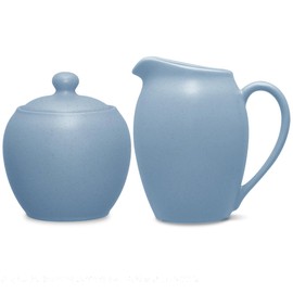 Noritake Colorwave Sugar and Creamer Set in Ice.,