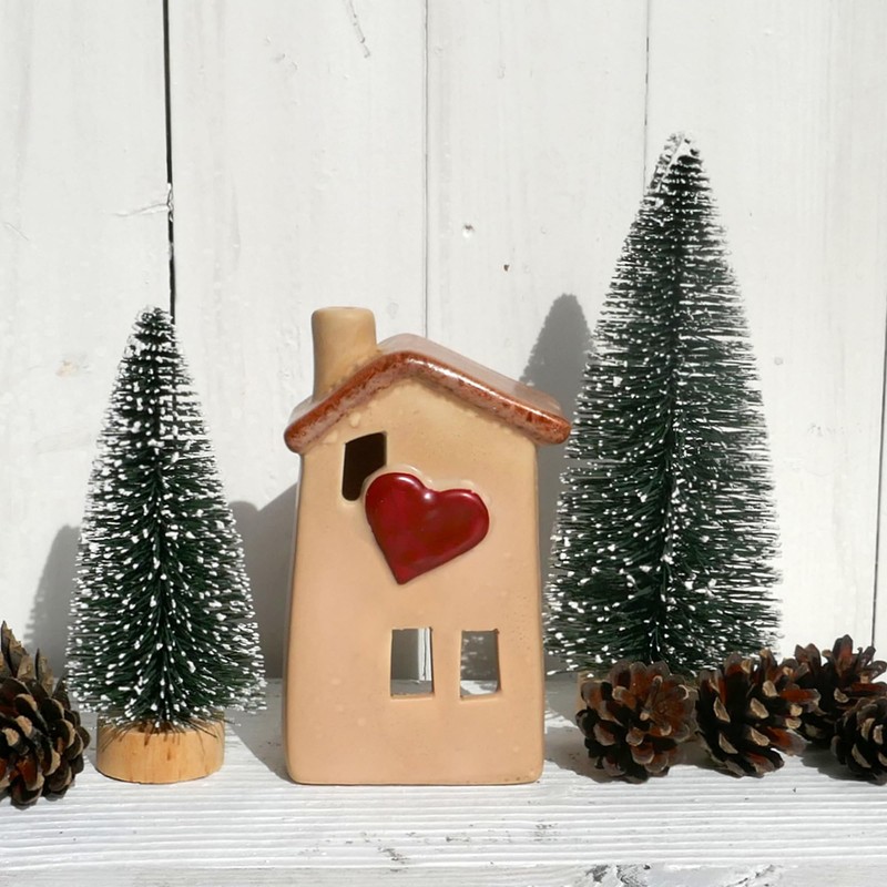 Light House 14 cm Made of Kramik with Heart as