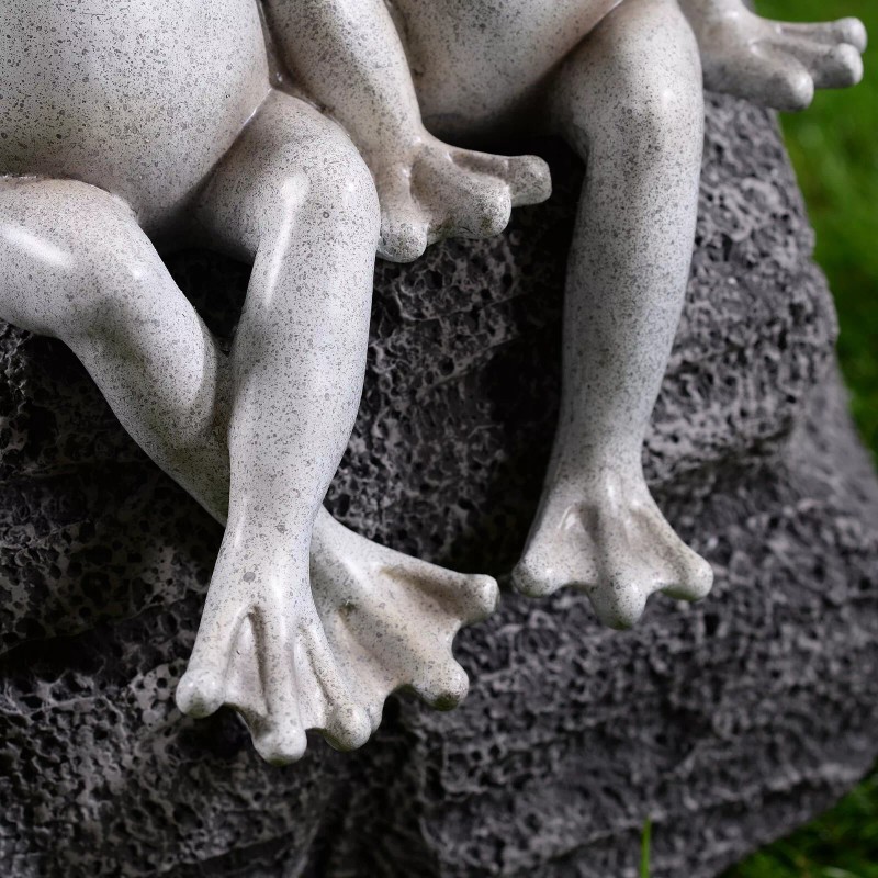 Hi-Line Gift Ltd. Couple Frogs Edge Sitting Statue Under Umbrella