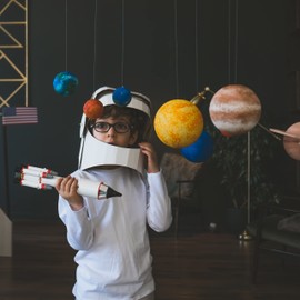 Relaxdays Set of 72 Polystyrene Balls, Mixed, Small & Large Craft Balls, for Crafts and Painting, Diameter: 2, 5 & 7 cm, White