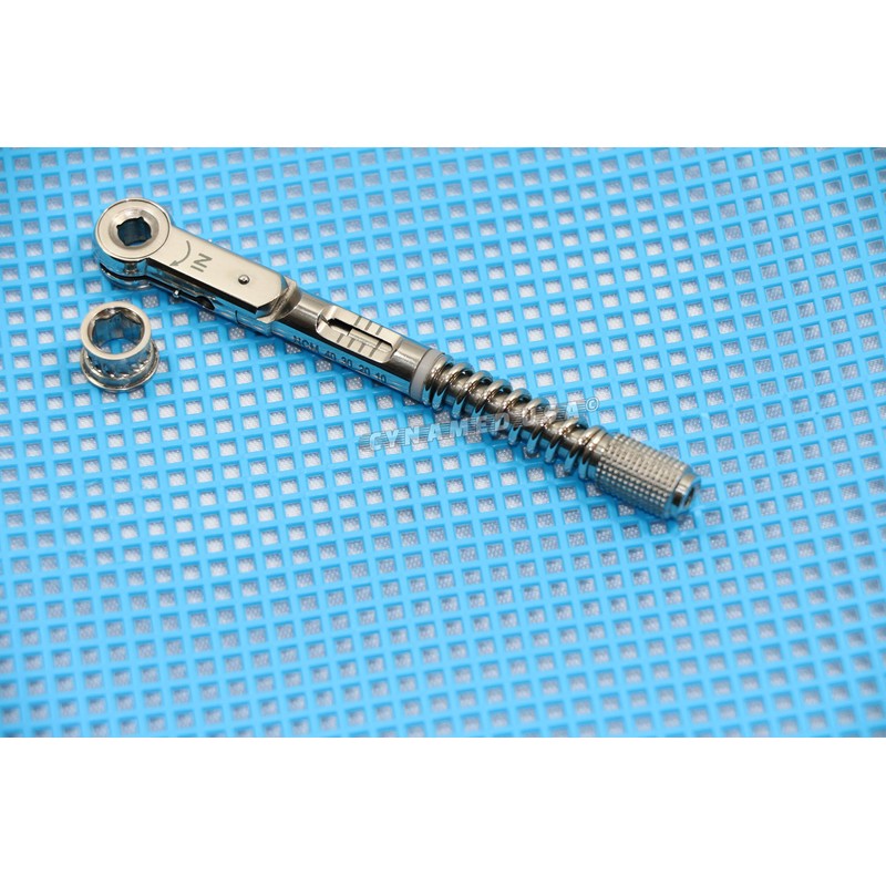 SYNAMED USA GERMAN Universal Dental Implant Torque Wrench Ratchet 10-40