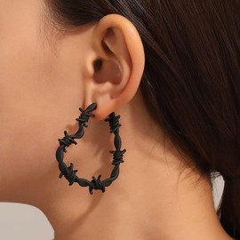 Dervivea Punk Thorn Heart Dangle Earrings Black Heart Hoop Earrings Barbed Wire Heart Earrings Love Heart Drop Earrings Hollow Heart Hoop Stud Earrings Jewelry for Women and Girls