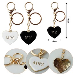 SINGOMON 2PCS Mr and Mrs Keychain Heart Key Chain Couple Wedding Engagement Gifts Wedding Gifts for Couple, Her, Boyfriend Girlfriend, Husband Wife, Newly Engaged, Mr and Mrs Gifts, Valentine's Day