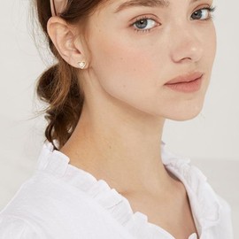 Gold Pearl Heart Earrings for Women, 925 Sterling Sliver Pearl Heart Studs Earrings, Dainty Wedding Pearl Earrings Bridesmaid Gift, Valentines Pearl Earrings Jewelry Ladies Girls Gifts