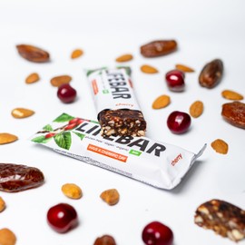 Lifefood Lifebar Energieriegel, Vegan Sportriegel, RAW BIO Rohkost, Vegan, Glutenfrei, Laktosefrei, Ohne Zuckerzusatz, Biologisch angebaut - 15er Pack (15 x 40 g) (Kirsche)