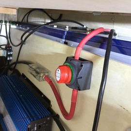 Ampper High Current 1-2-Both-Off Battery Switch 12V - 48V, Marine Battery Disconnect Switch Power Cut Shut Off for Car, Vehicle, RV and Boat (1-2-Both-Off, High Current)