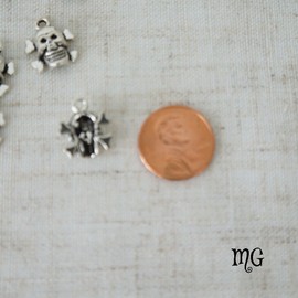 Unbranded 10 Pieces Skull Bone Charms Pendant Jewelry Making DIY Craft Tibetan Silver