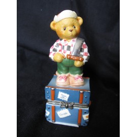 Cherished Teddies.......... Canada ... Box Figurine