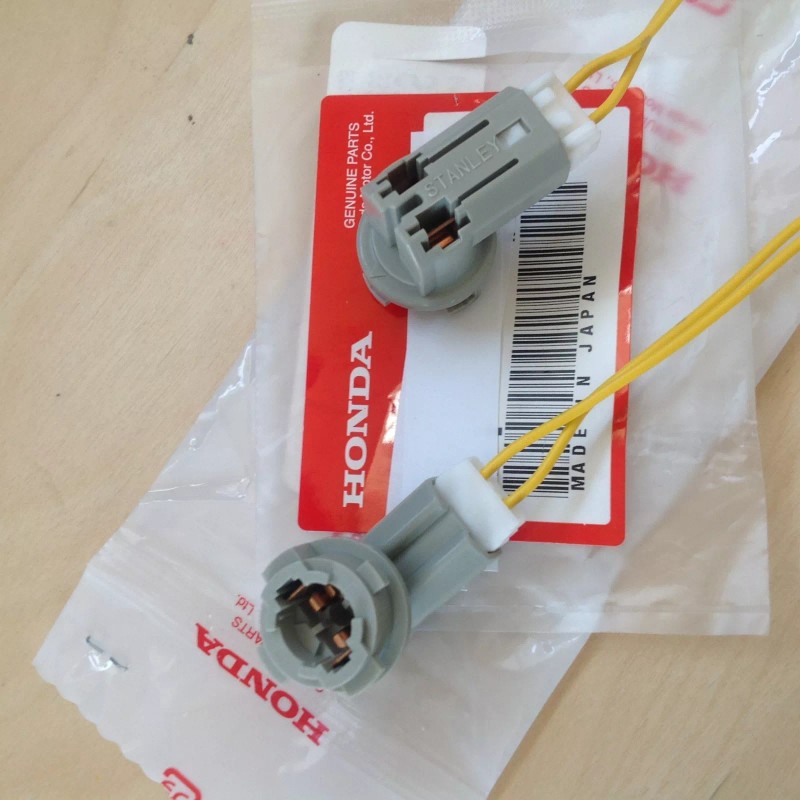 Honda JDM reverse light socket + pigtail 06-11 Honda Civic