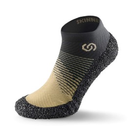 Skinners 2.0 | Unisex Minimalist Barefoot Shoes for Men and Women | Minimalist Barefoot Socks/Shoes for Men and Women, sand, Large Weit