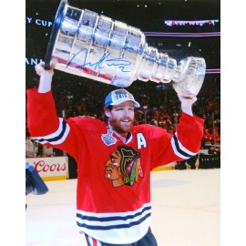 BLACKHAWKS  -  DUNCAN  KEITH  -  8  X 10  GLOSSY  SIGNED  PHOTO  REPRINT