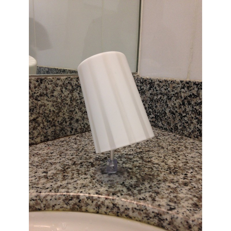 マーナ (marna) はみがきコップ ( 吸盤 スタンド付き / ストライプホワイト ) 洗面所