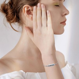 ONEFINITY Tree of Life Urn Bracelet for Ashes 925 Sterling Silver Abalone Shell Tree of Life Cremation Jewelry for Ashes Keepsake Pendant Locket Bracelet for Women Mom