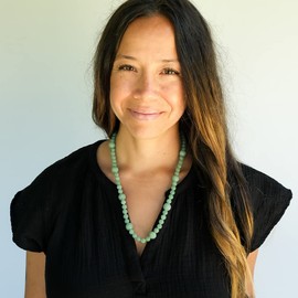 Regalia by Ulti Ramos Hand Carved Real Jade Bead Necklace with Dragon Head (Green)