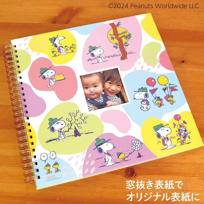 Nakabayashi WORA-SQ-378-PE2 Peanuts Snoopy Window Opening Album (Case Included)