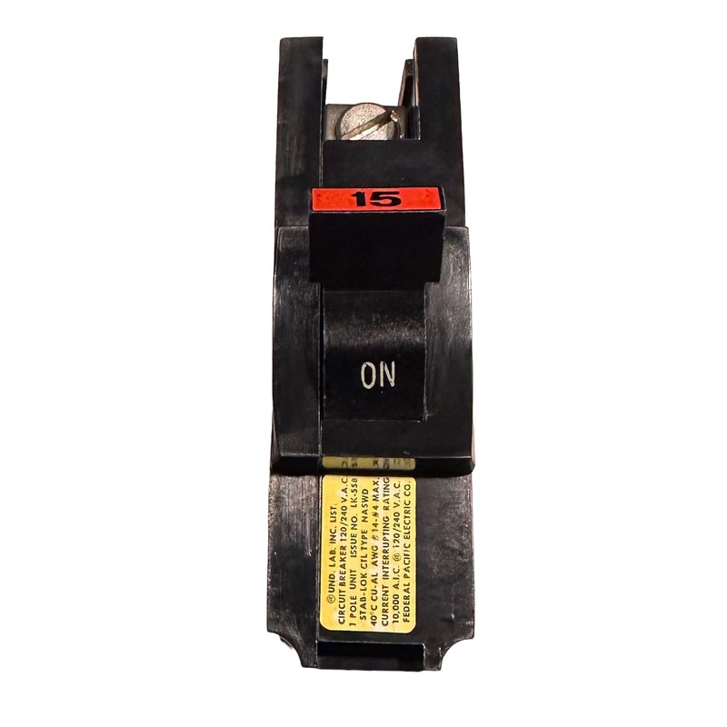 1- FEDERAL PACIFIC FPE NA115 15A 120V 1P thick style
