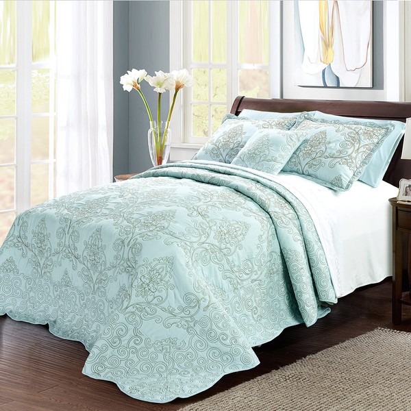 Home Soft Things Damask 4 Piece Bedspread Set, Scalloped Edge Reversible Quilt Coverlet Comforter Prewashed Bedding Set, Matelasse Embossed Floral Solid Pattern,Blue Oversize Queen(110" x 120")
