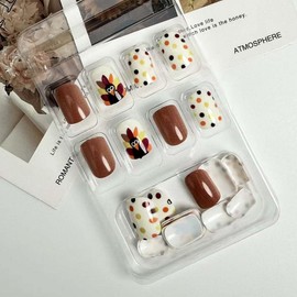 24Pcs Autumn Thanksgiving Press on Nails Short Round Polka Dot Fake Nails with Glue Turkey Stick on Nails Cute Acrylic Nails for Women Autumn Nail Art Supplies