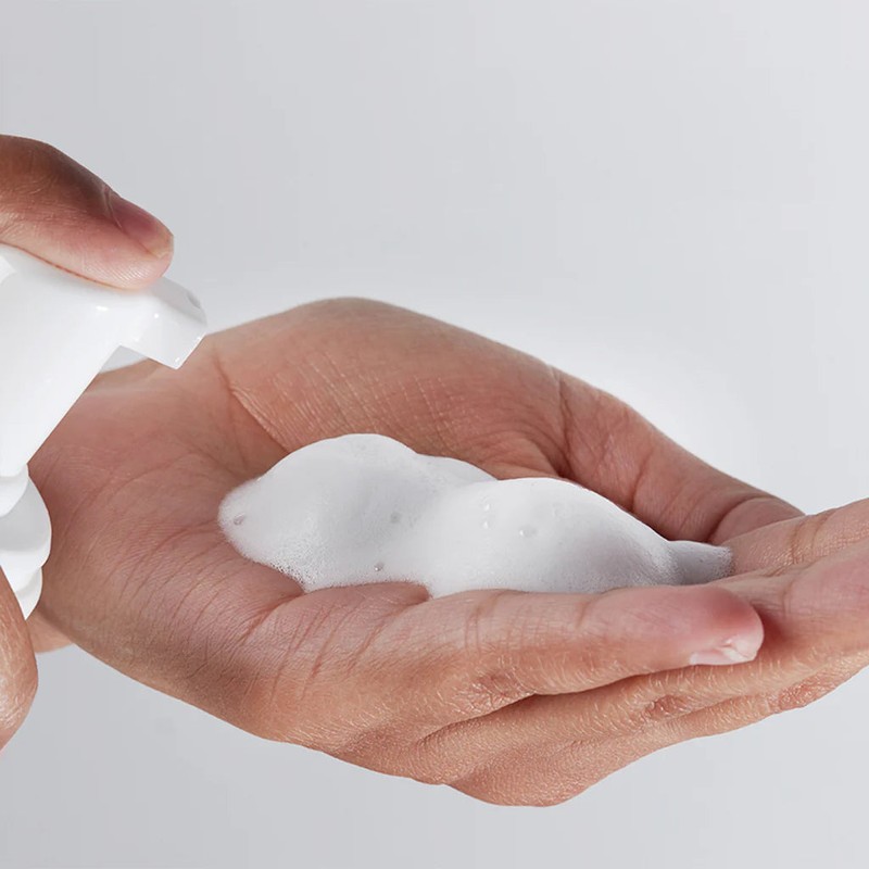 Medik8 Calmwise Soothing Cleanser Foam 150ml