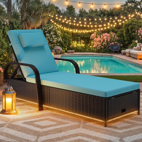 DWVO LED Outdoor Lounge Chairs, Patio Wicker Chaise Lounge Chair