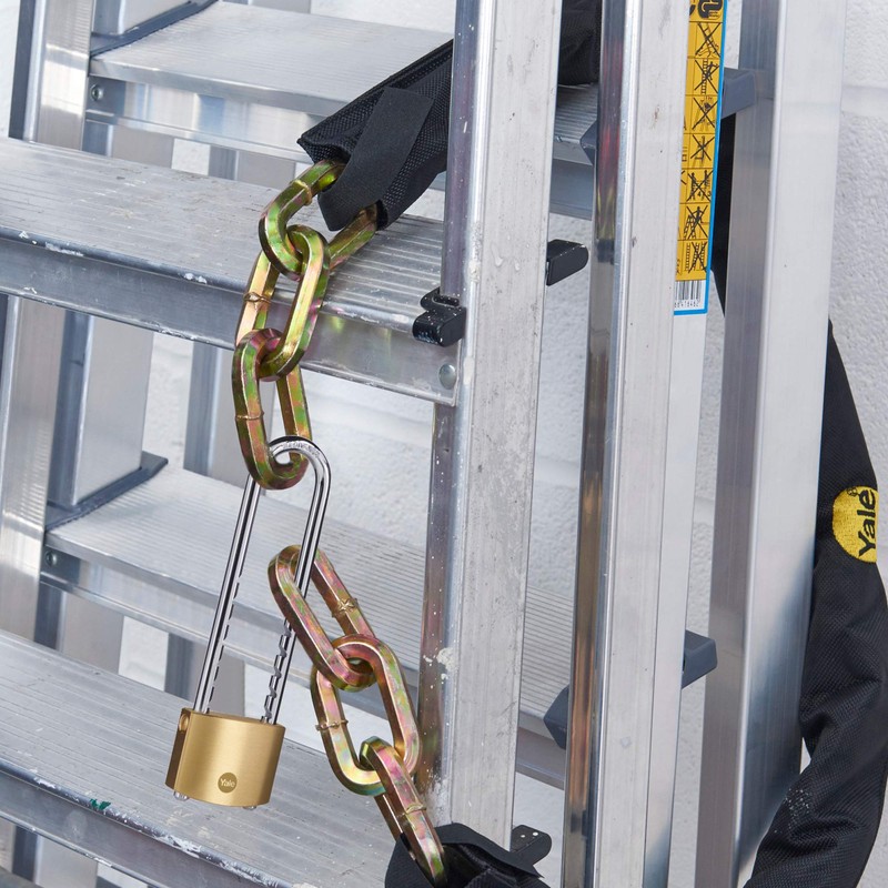 Yale Y110B/50/155/1/B Brass Padlock 50 mm Adjustable Shackle Piece 1