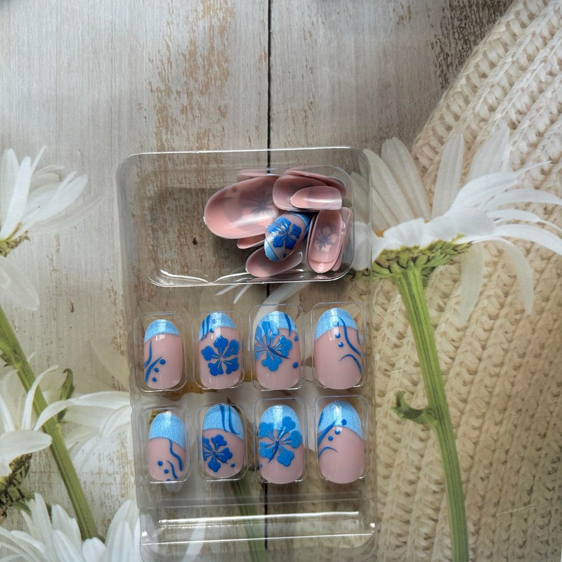 Flower Press on Nails Spring Fake Nails Short Almond Shaped