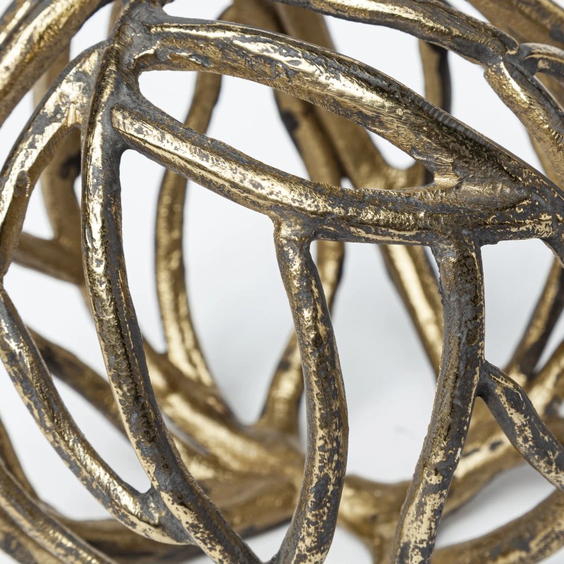 Homeroots Gold Metal Tree Branch Sculpture