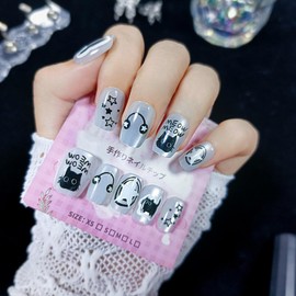 TRENTSNOOK 10pcs Student Style Handmade Nail Tips Reusable Black and White Nail Tips, Perfect for Surprised Cat False Claws, Fireworks Displays, Coming of Age Ceremonies, Graduations, Dating, Karaoke