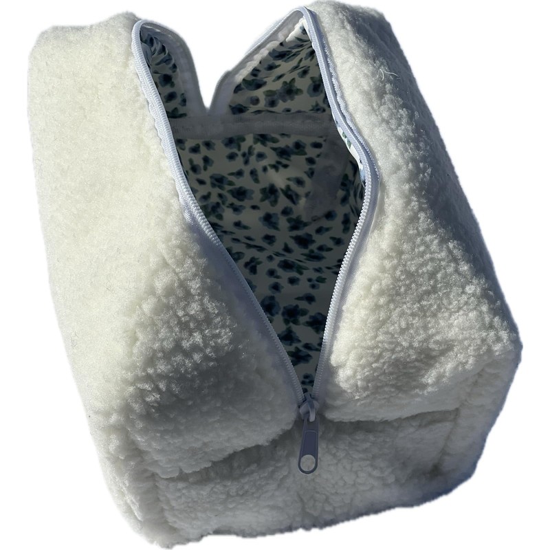 Generic Cosmetic Bag for Travel, Fluffy and Soft (White), JLGJ200472127