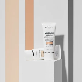 Institut Esthederm Photo Reverse Fondotinta protettivo Anti-Macchie 50 ml Light Beige